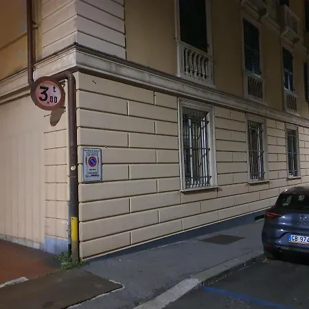Appartement Brignole Station Club House