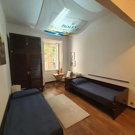 Brignole Station Club House Apartment *